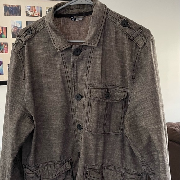 Spring/fall - Picture 3 of 3